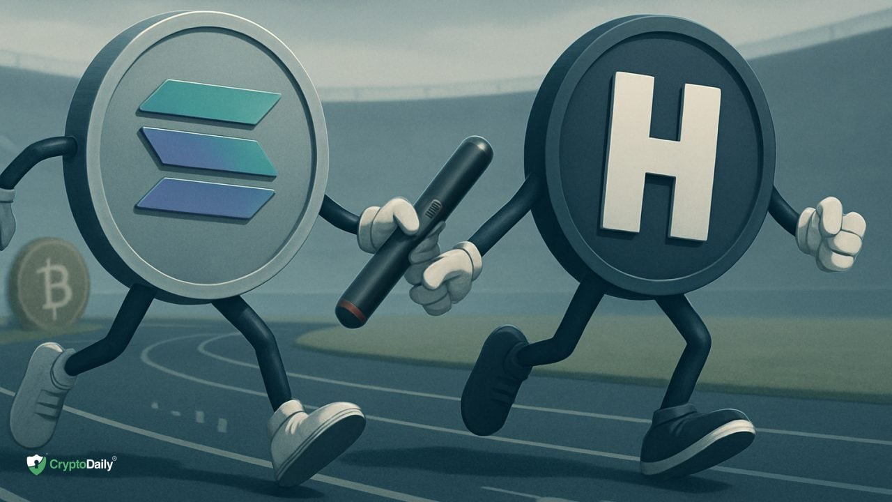 HYPE and SOL Lead the Altcoin Bid: Is ETF Rotation Finally Moving Beyond Bitcoin?